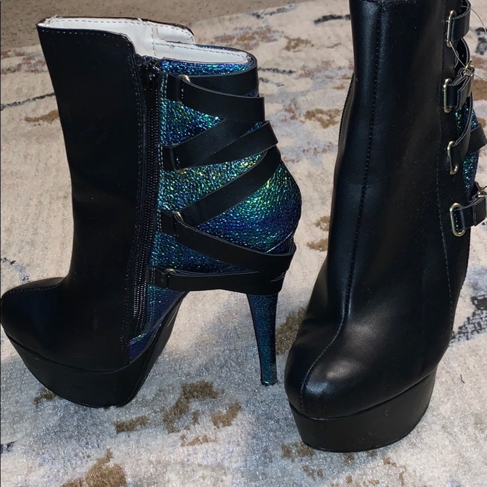 Boot Heels